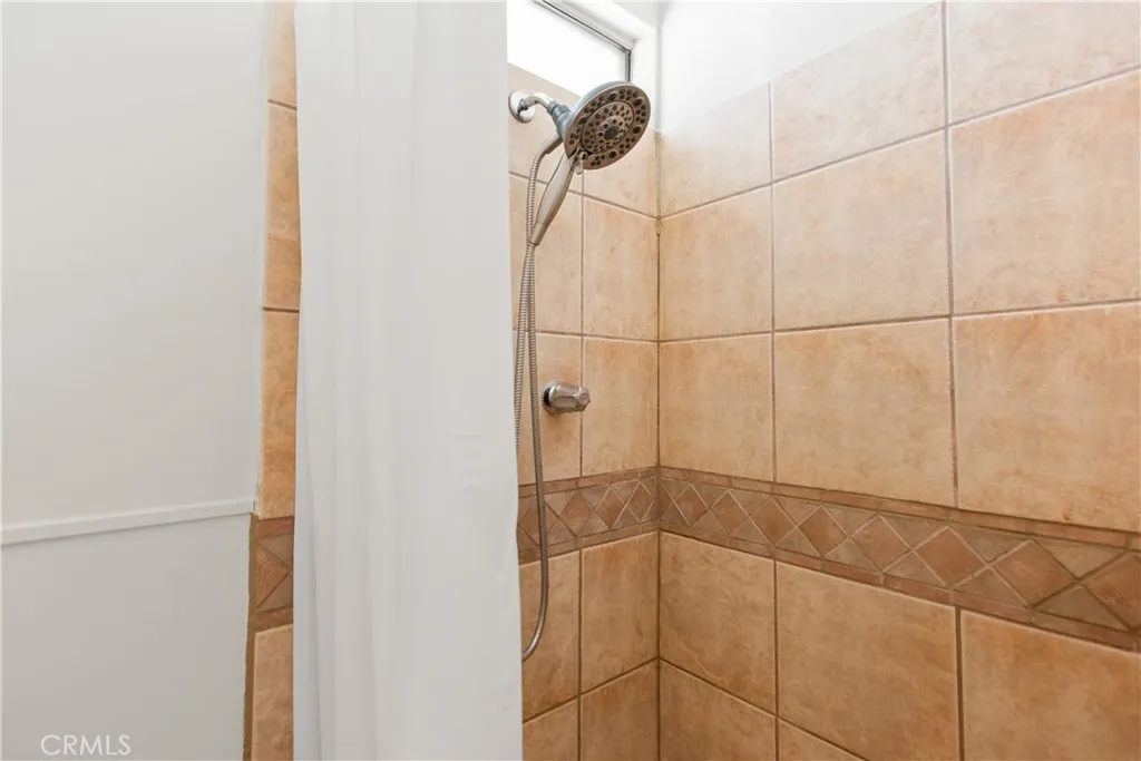 Additional image 13 of 979 N Gardena Ave, Rialto, CA 92376