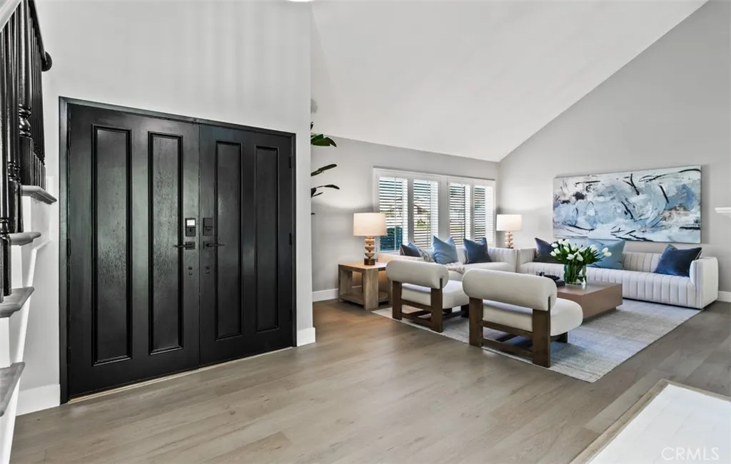 Additional image 4 of 9882 Kings Canyon Dr, Huntington Beach, CA 92646