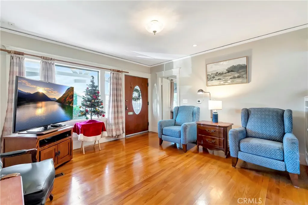 Additional image 45 of 732 Molino Ave, Long Beach, CA 90804