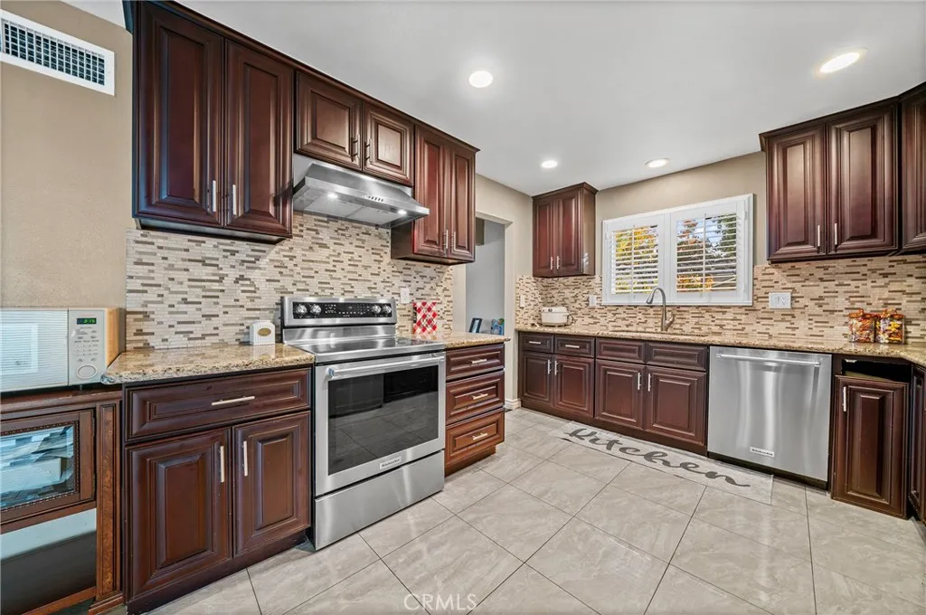 Additional image 14 of 233 N Basilio Ave, San Dimas, CA 91773