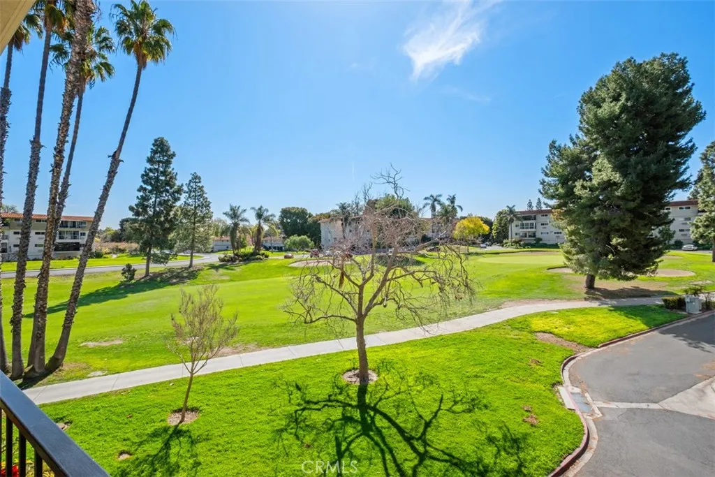 Additional image 14 of 2388 W Via Mariposa Unit 3E, Laguna Woods, CA 92637