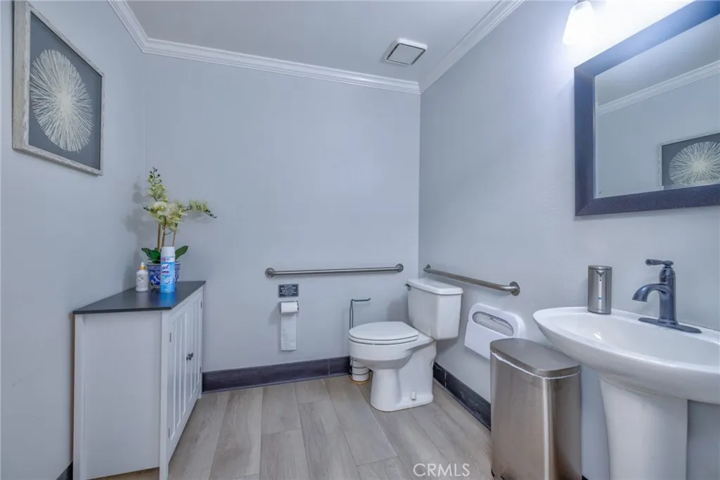 Additional image 11 of 16336 Whittier, Whittier, CA 90603