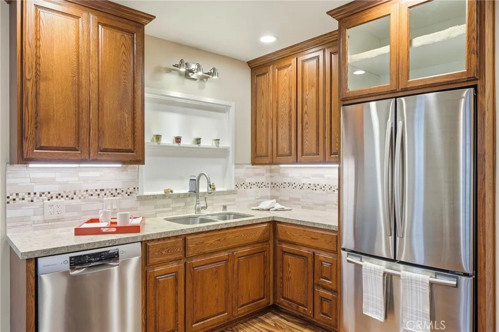 Additional image 6 of 248 S Virginia Ave, Burbank, CA 91506