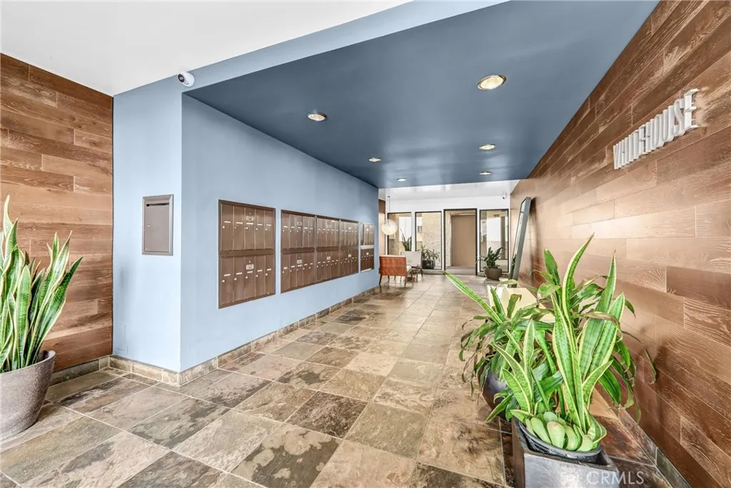 Additional image 19 of 8400 De Longpre Ave Unit 212, West Hollywood, CA 90069