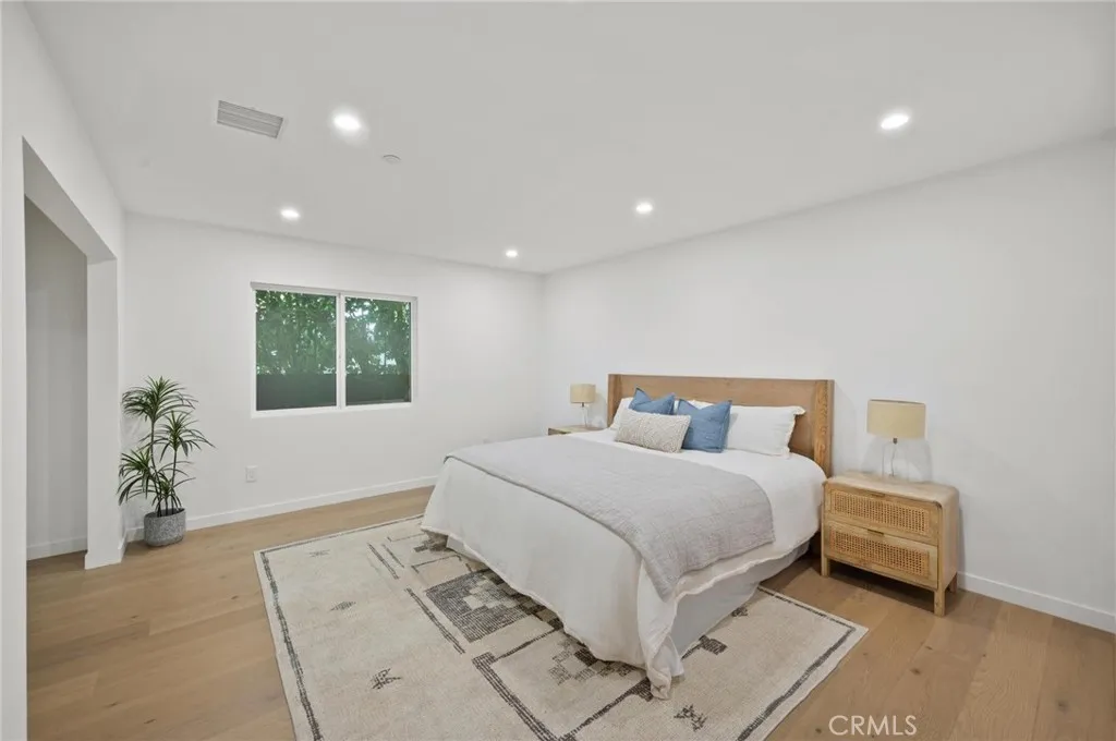 Additional image 83 of 14328 Emelita Street, Sherman Oaks, CA 91401