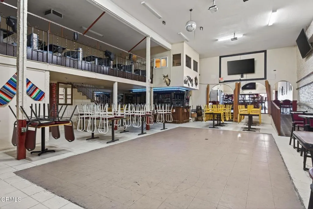 Additional image 10 of 974 E Main Street, Santa Paula, CA 93060