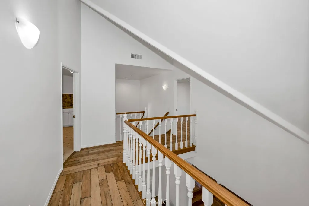 Additional image 102 of 217 N Lima St, Sierra Madre, CA 91024