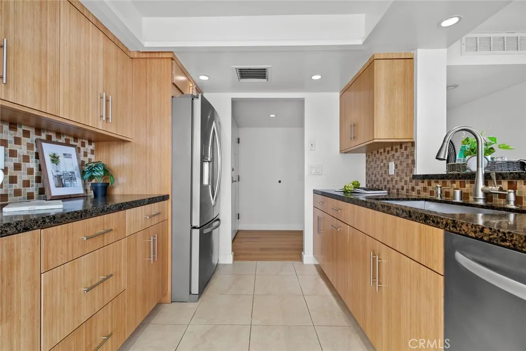 Additional image 14 of 343 Pioneer Dr Unit 1101, Glendale, CA 91203