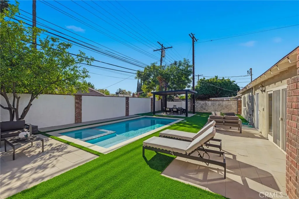 Additional image 49 of 23010 Hartland, West Hills, CA 91307