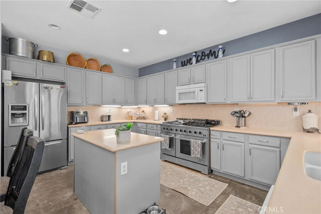 Additional image 48 of 2189 Stonewood St, Mentone, CA 92359