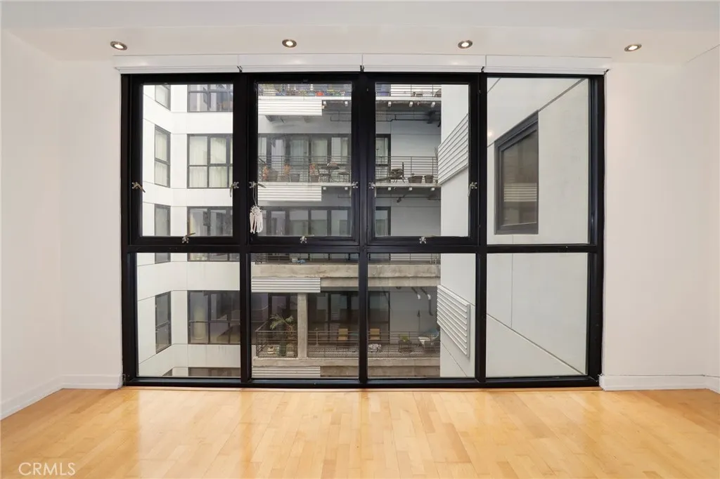Additional image 75 of 330 W 11th Street Unit A503, Los Angeles, CA 90015