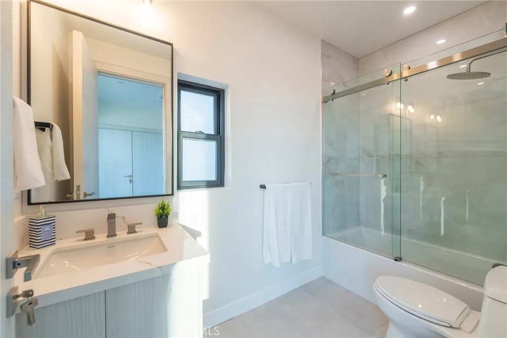 Additional image 87 of 422 20th Street, Huntington Beach, CA 92648