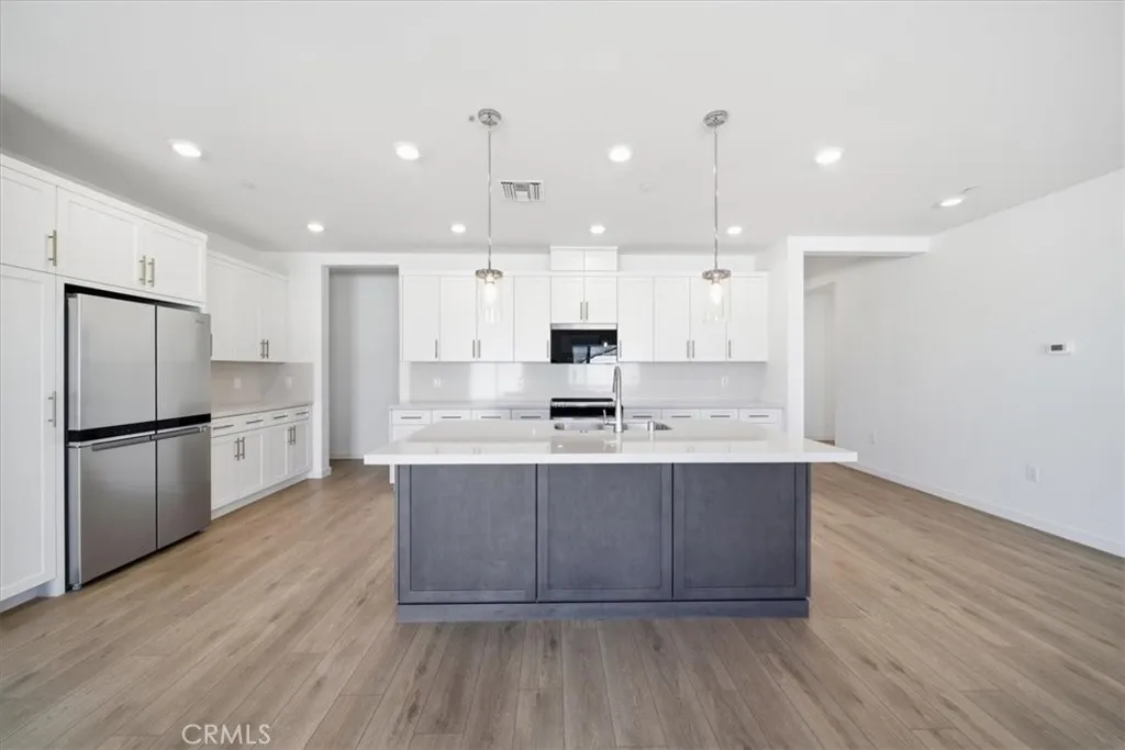 Additional image 14 of 3211 E Avenue J-4, Lancaster, CA 93535