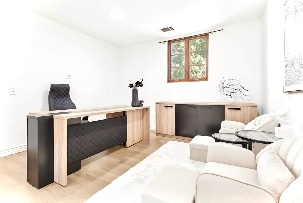 Additional image 114 of 1805 Outpost Drive, Los Angeles, CA 90068