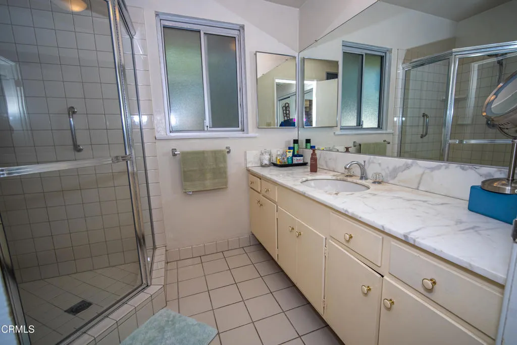 Additional image 55 of 2460 Las Positas Road, Glendale, CA 91208