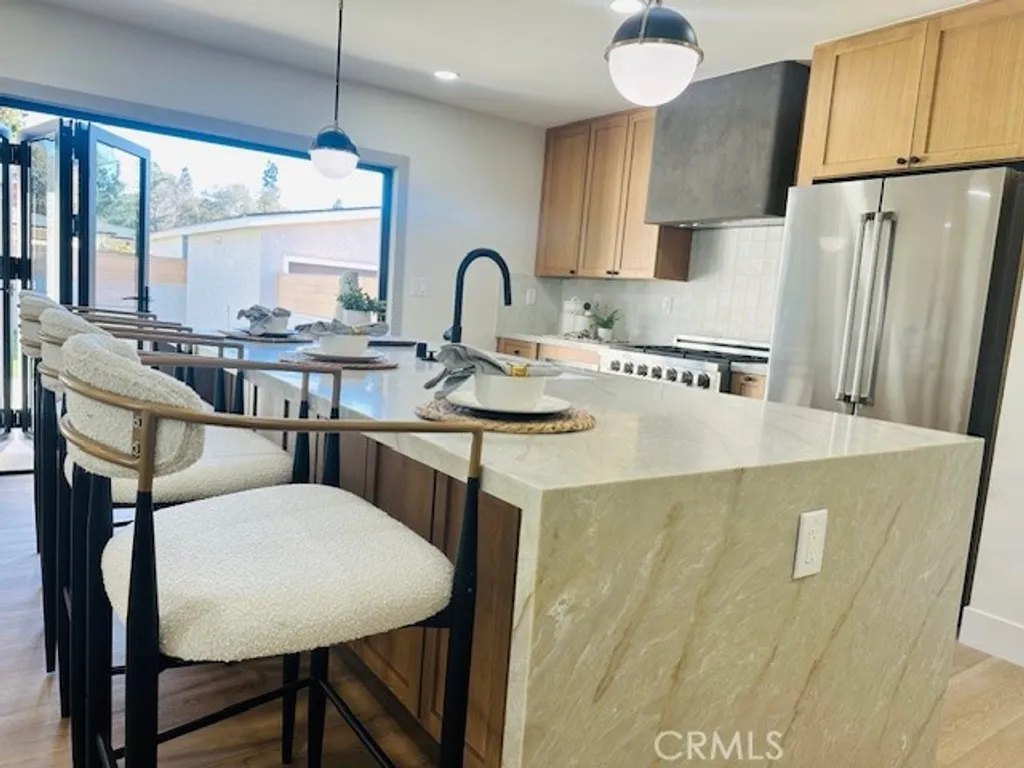 Additional image 14 of 2440 Ostrom Ave, Long Beach, CA 90815