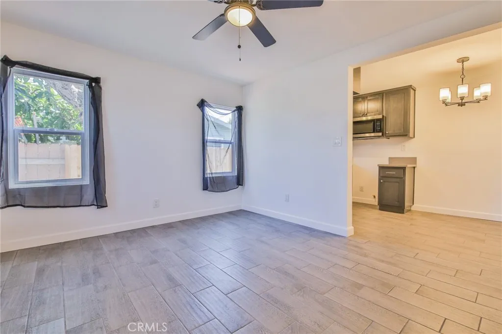 Additional image 42 of 10955 S Spring Street, Los Angeles, CA 90061
