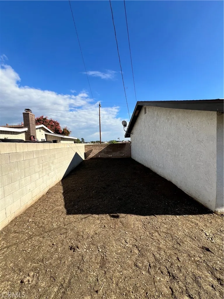 Additional image 36 of 866 N Eucalyptus Ave, Rialto, CA 92376