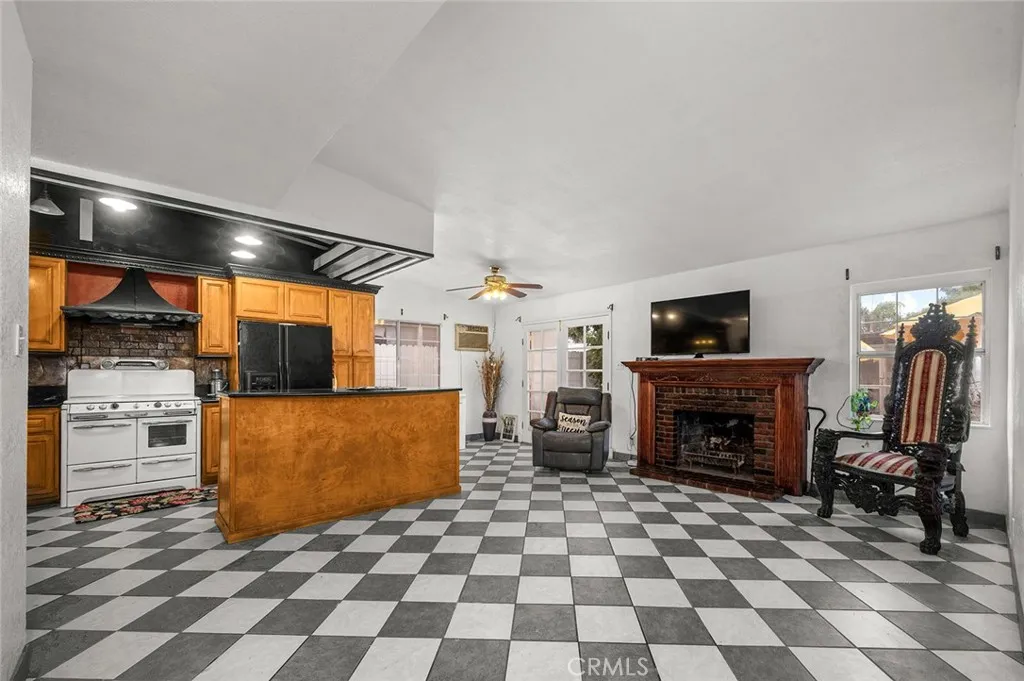 Additional image 12 of 436 Willow Avenue, La Puente, CA 91746