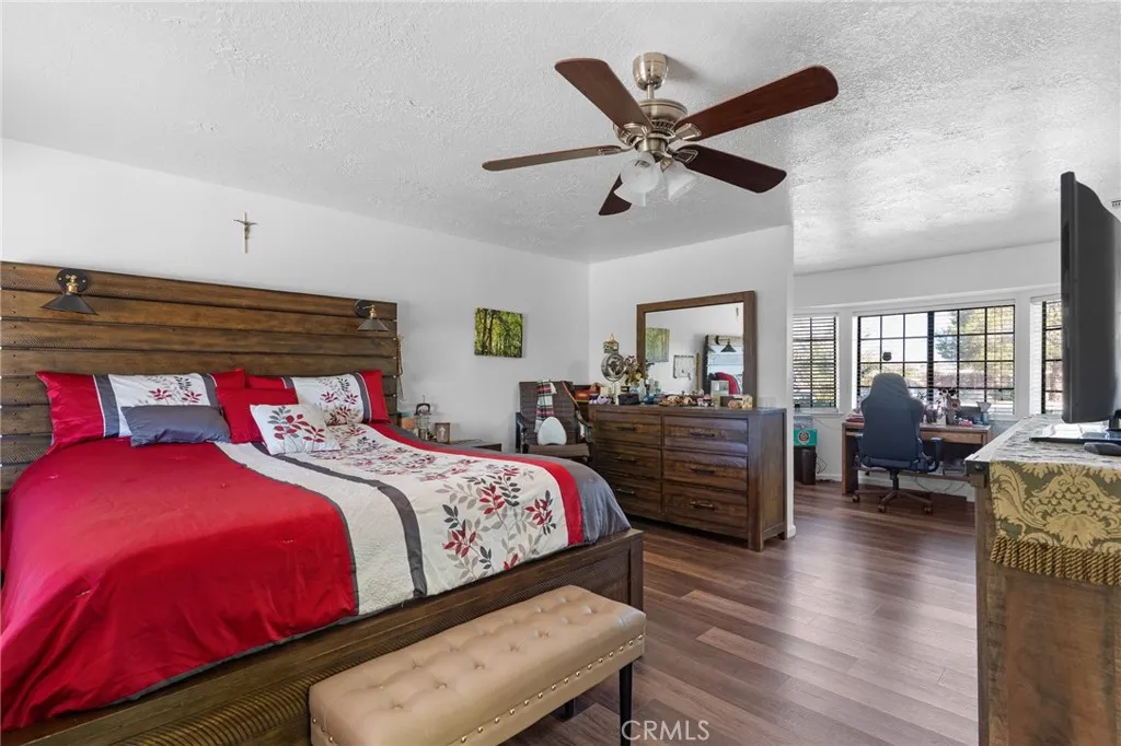 Additional image 63 of 20071 Serrano Rd, Apple Valley, CA 92307