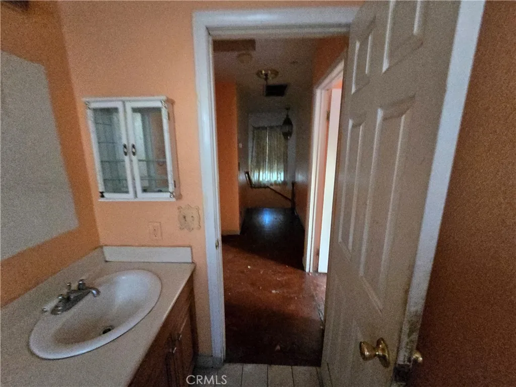 Additional image 39 of 2821 6th, Riverside, CA 92507