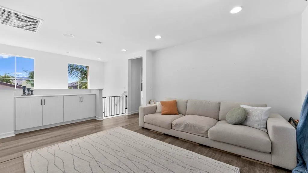 Additional image 16 of 560 Moonlight Drive, San Marcos, CA 92069