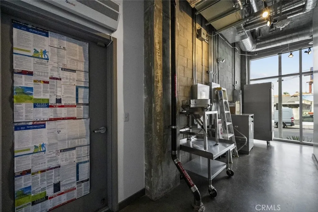 Additional image 13 of 330 Westlake Avenue N Unit 100, Los Angeles, CA 90026