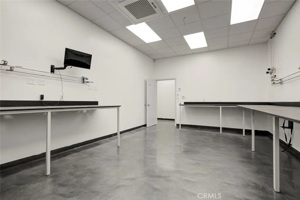 Additional image 29 of 18417 Bryant Street, Northridge, CA 91325