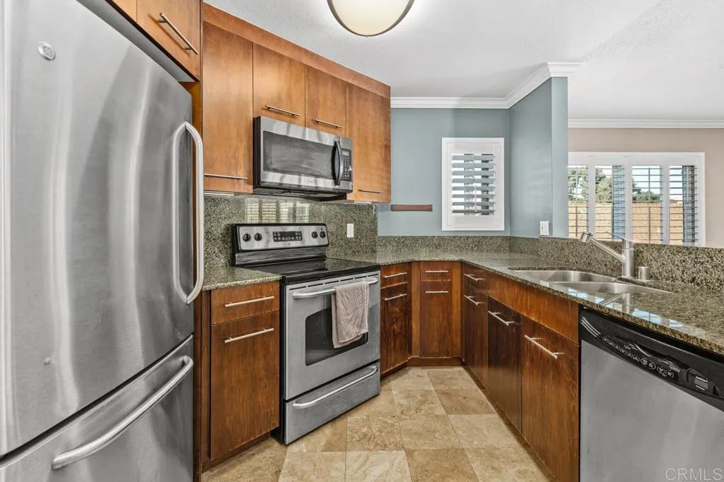 Additional image 8 of 7405 Charmant Drive Unit 2214, San Diego, CA 92122