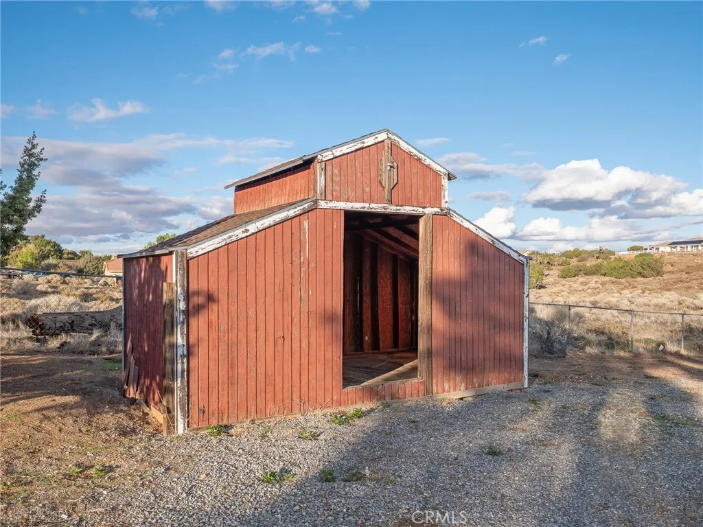 Additional image 93 of 8135 Winmar, Hesperia, CA 92344