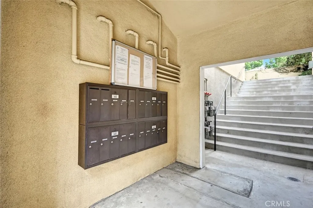 Additional image 87 of 13629 Wyandotte Street Unit 111, Van Nuys, CA 91405