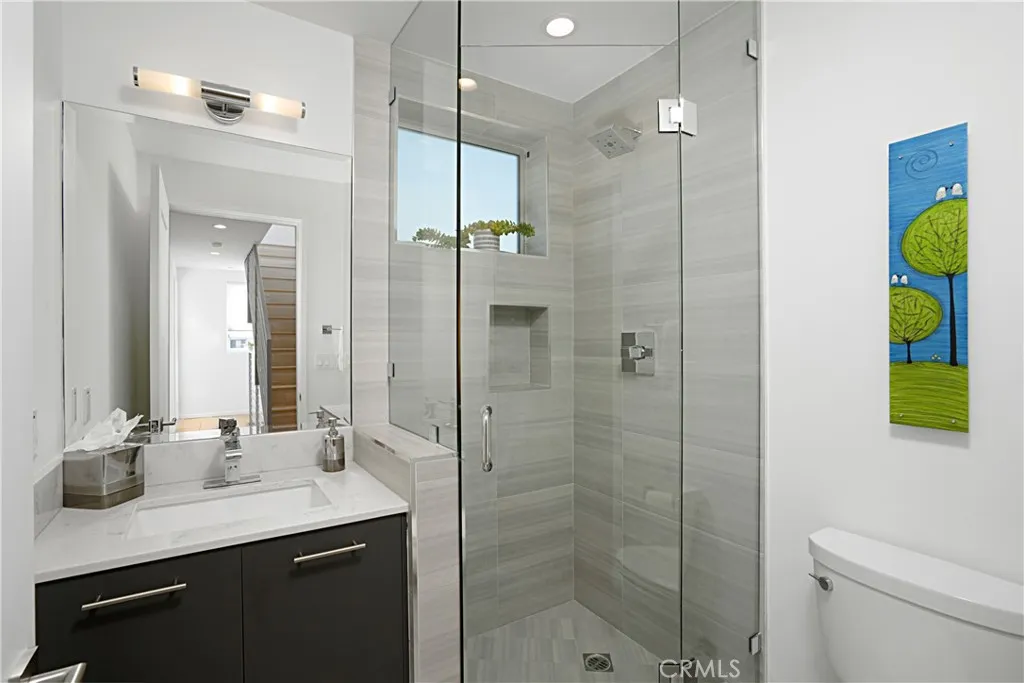 Additional image 21 of 5409 W Wilshire Vista Lane, Los Angeles, CA 90019