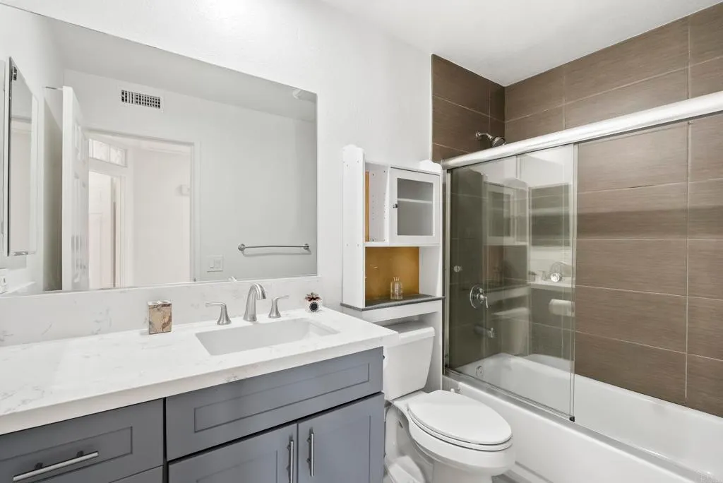 Additional image 2 of 7215 Calabria Ct Unit 74, San Diego, CA 92122