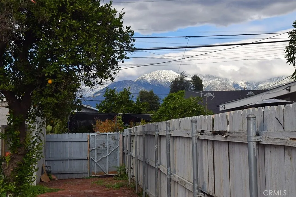 Additional image 32 of 416 W Park St, Ontario, CA 91762