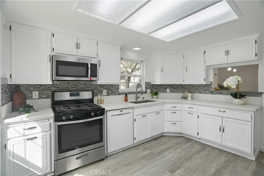 Additional image 8 of 19829 Terri Drive, Canyon Country, CA 91351