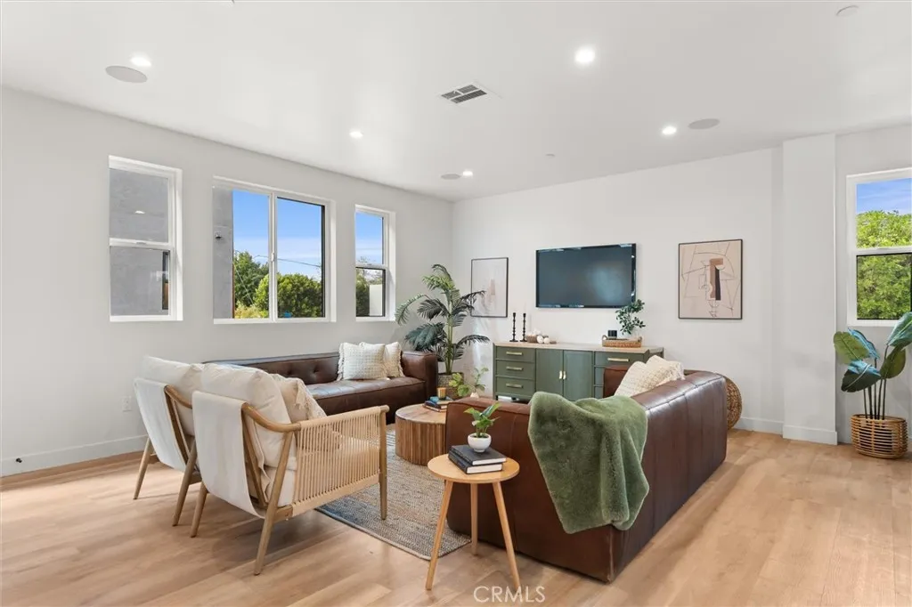 Additional image 44 of 6059 N Tujunga Avenue, North Hollywood, CA 91606