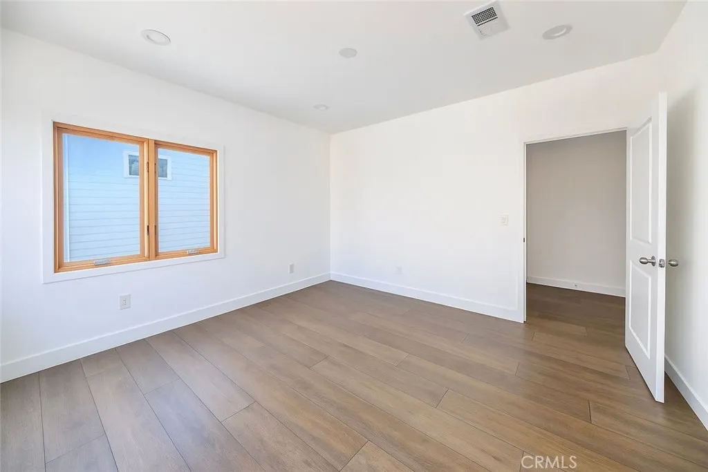 Additional image 8 of 1350 E 8th St, Long Beach, CA 90813