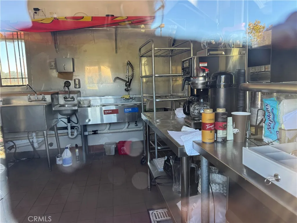 Additional image 4 of 230 Federal Drive, Lancaster, CA 93535