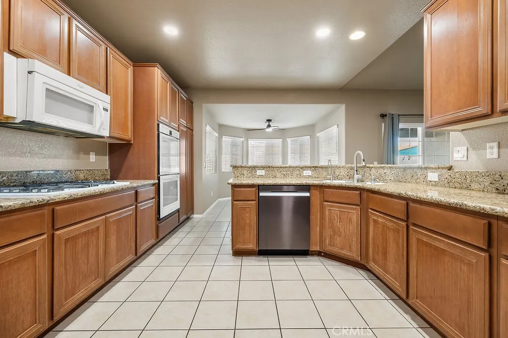 Additional image 97 of 6834 Phoenix Court, Hesperia, CA 92345