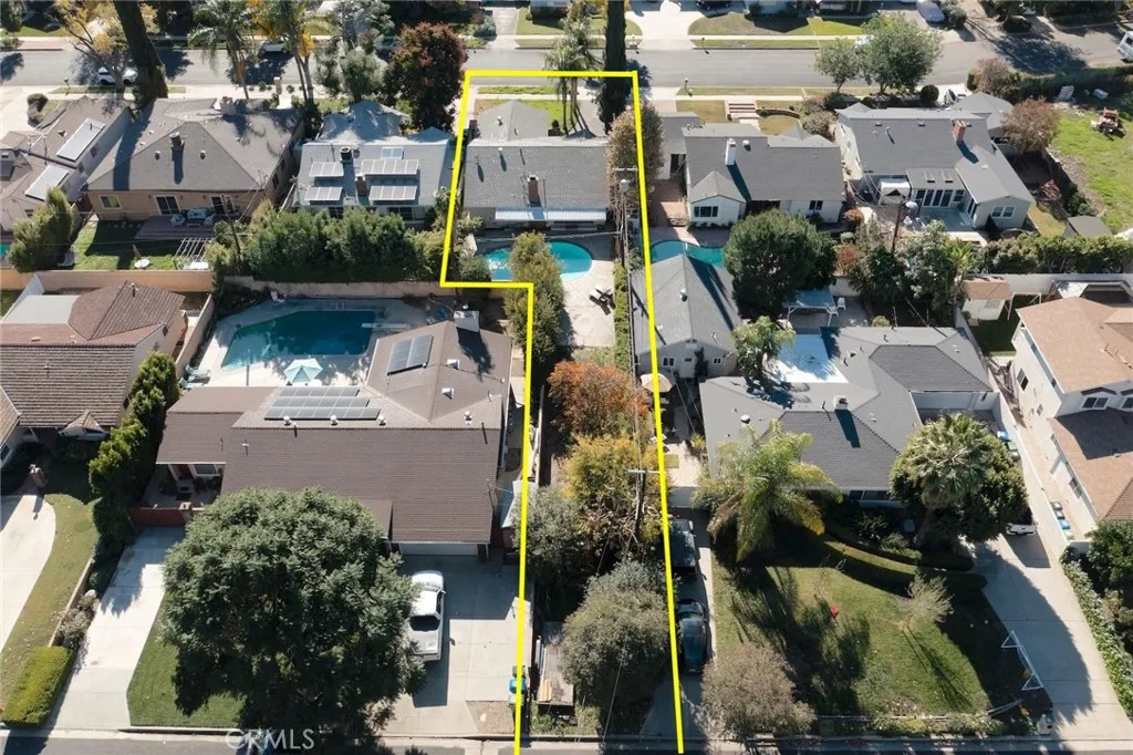 Additional image 33 of 22727 Collins, Woodland Hills, CA 91367