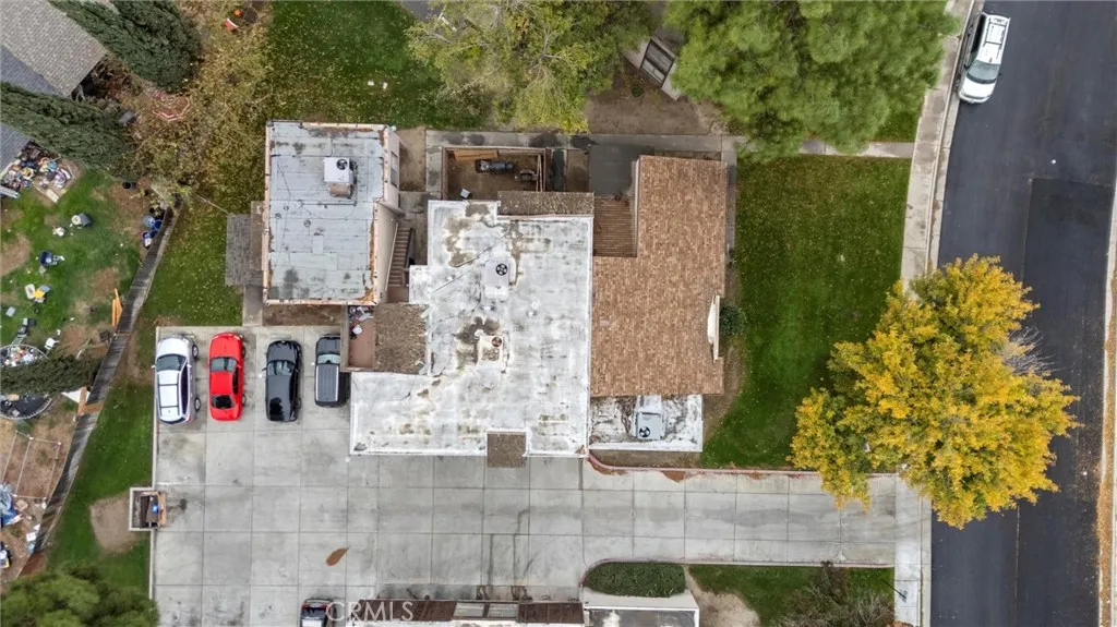 Additional image 59 of 5908 Almendra Court Unit C, Bakersfield, CA 93309