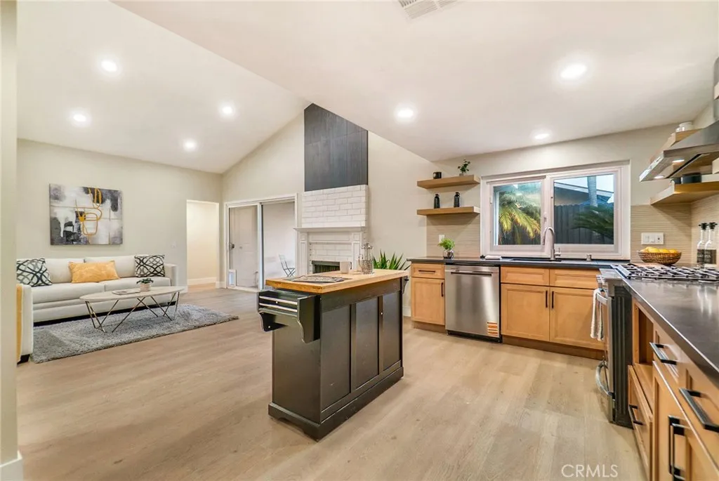 Additional image 44 of 1381 Penrith Ln, Tustin, CA 92780