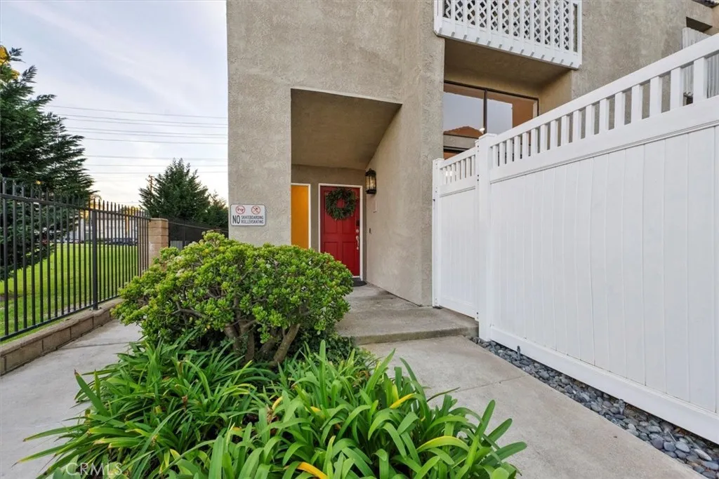 Additional image 4 of 380 W Wilson St Unit B106, Costa Mesa, CA 92627