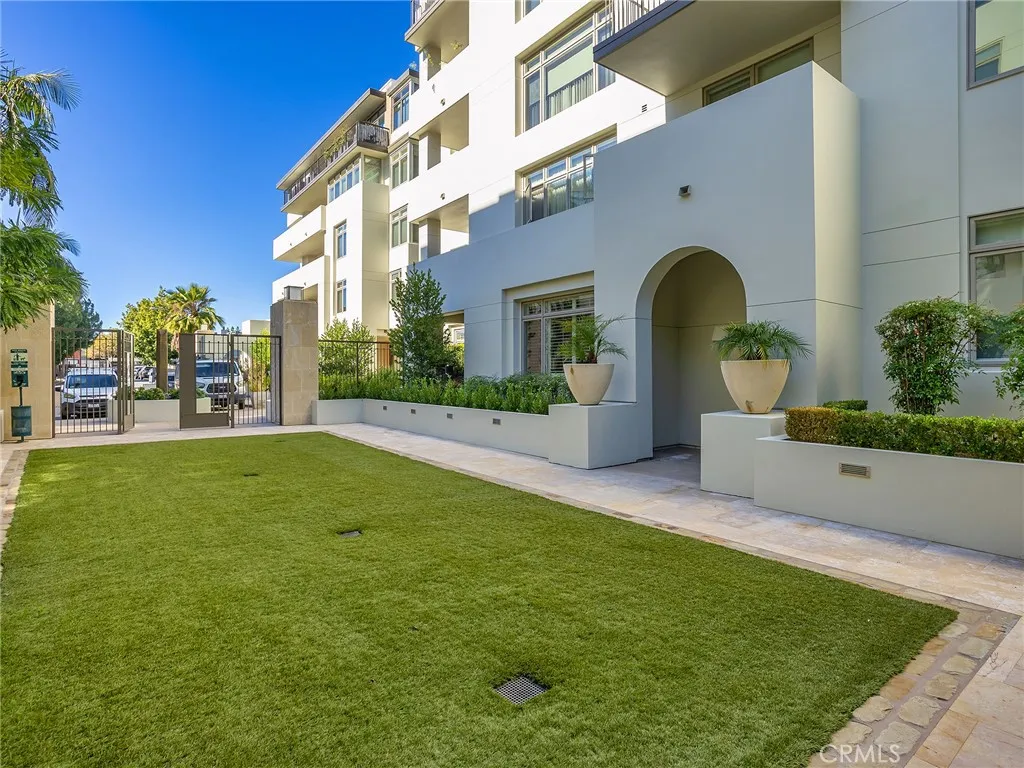 Additional image 100 of 920 Granite Drive Unit 213, Pasadena, CA 91101