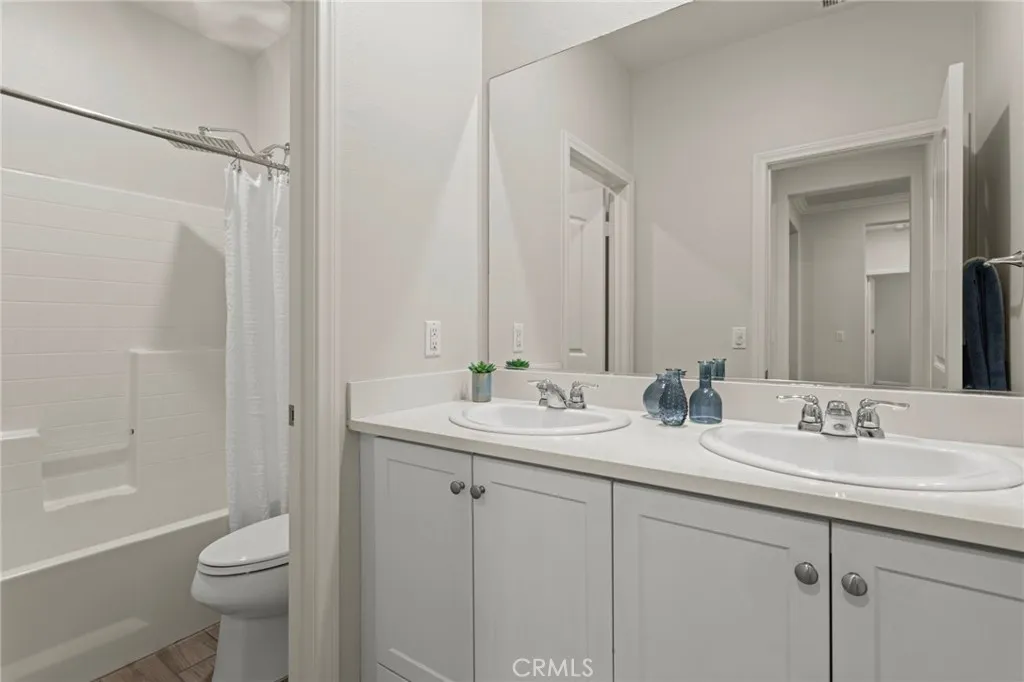 Additional image 15 of 17948 Milkweed Ln, San Bernardino, CA 92407