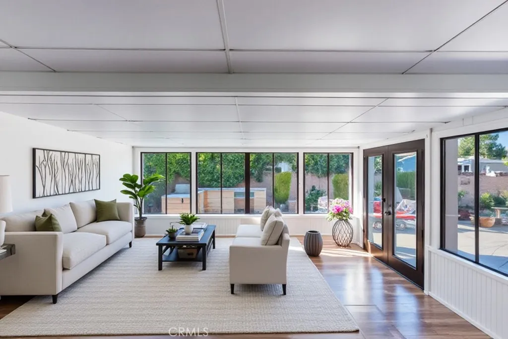 Additional image 77 of 6563 Bianca, Lake Balboa, CA 91406