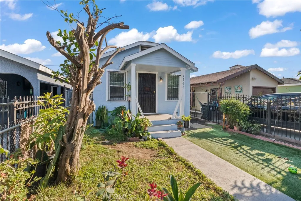 Additional image 28 of 1766 E 105th St, Los Angeles, CA 90002