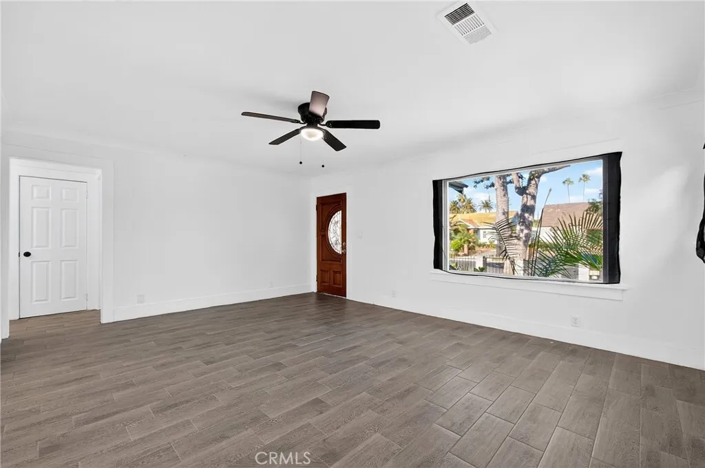 Additional image 5 of 1052 W 74th St, Los Angeles, CA 90044