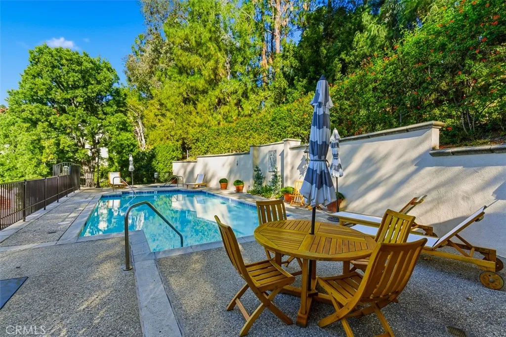 Additional image 32 of 56 N Arroyo Blvd, Pasadena, CA 91105