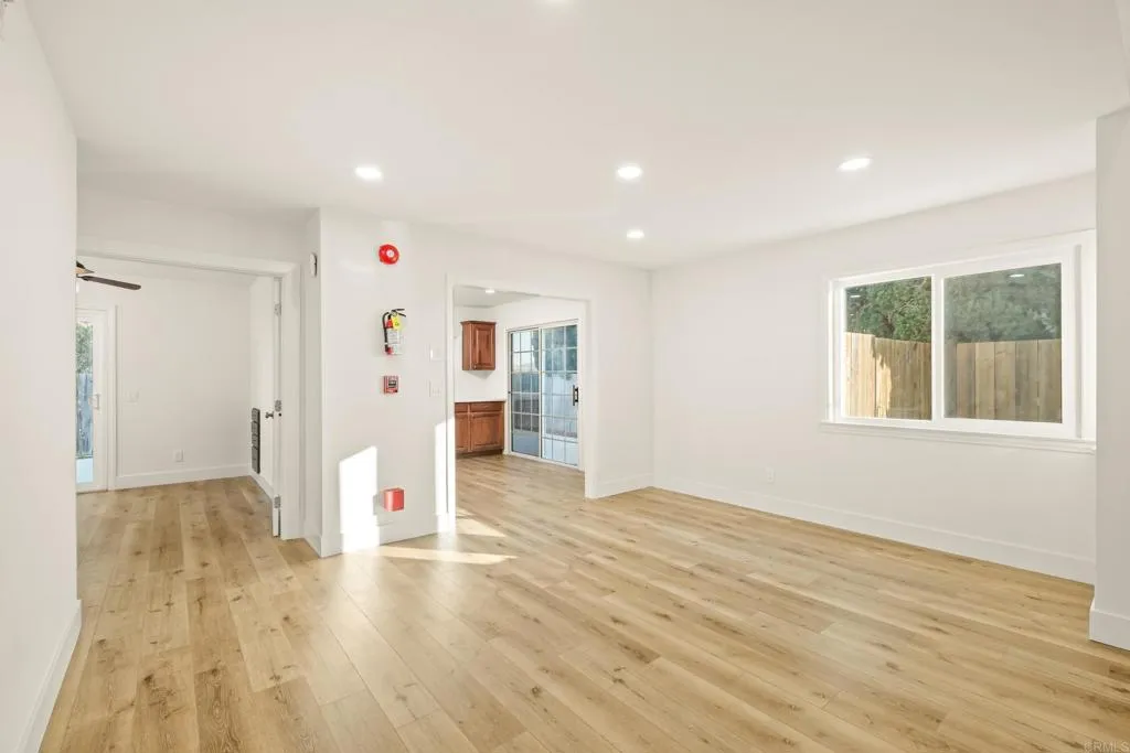 Additional image 10 of 1347 Dorsey Way, Vista, CA 92083